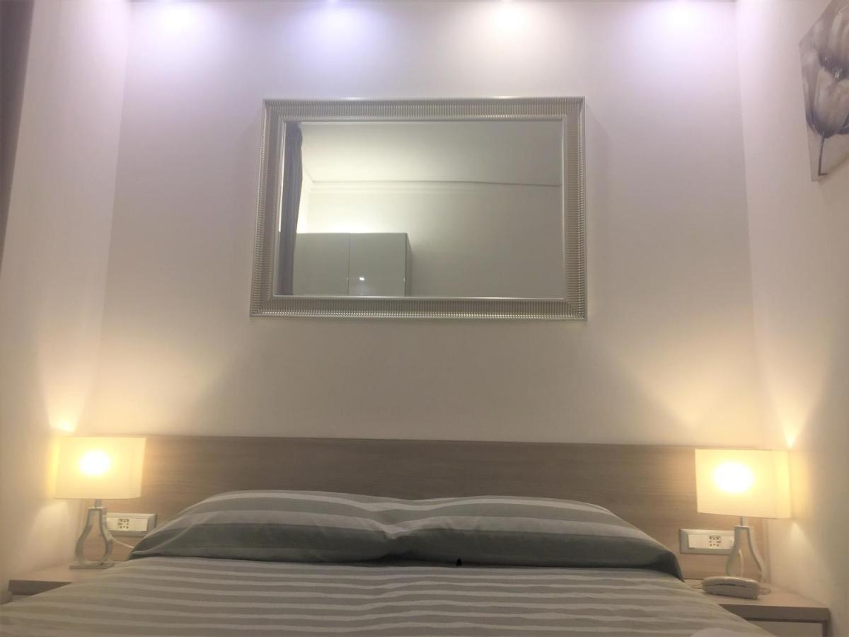 โฮเต็ล อลินารี Hotel ฟลอเรนซ์ ภายนอก รูปภาพ