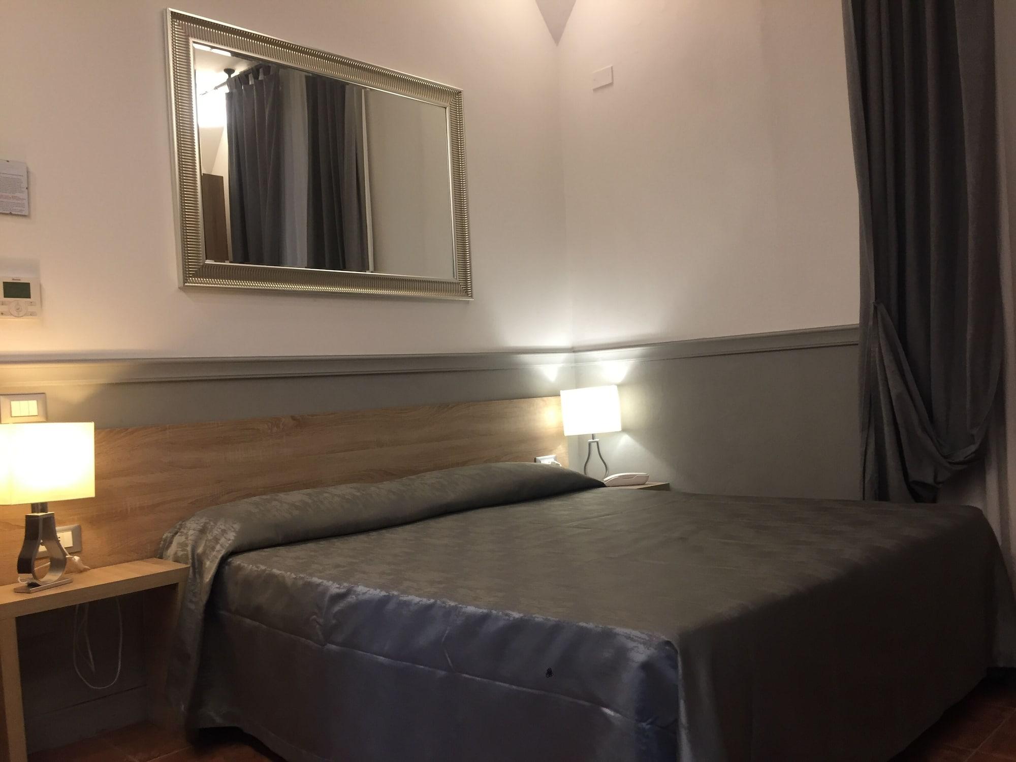 โฮเต็ล อลินารี Hotel ฟลอเรนซ์ ภายนอก รูปภาพ